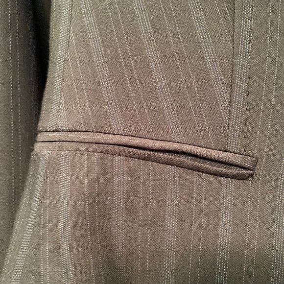 The Limited Women’s Wrinkle Free Jacket Size 2 - Picture 7 of 15